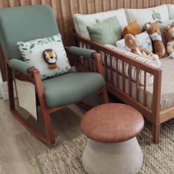 Segunda imagem do produto Almofada Decorativa Moldura com Folhas e Leão 3D