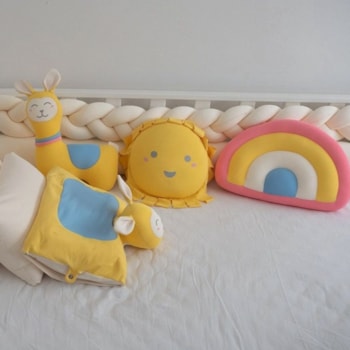 Segunda imagem do produto Almofada Infantil Decorativa Lhama - FOM