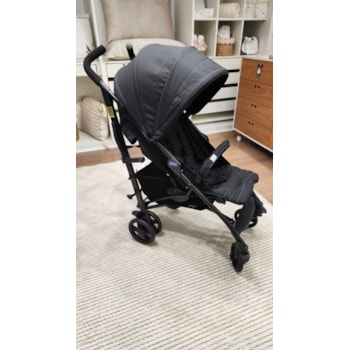Segunda imagem do produto Carrinho de Bebê Guarda-Chuva Liteway 4 Preto - Chicco - Showroom