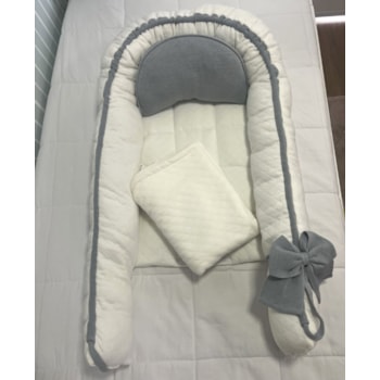 Segunda imagem do produto Ninho Redutor com Travesseiro e Manta para Bebê