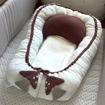 Imagem do produto Ninho Redutor com Travesseiro e Manta Pingente de Cogumelo - Off White e Vinho