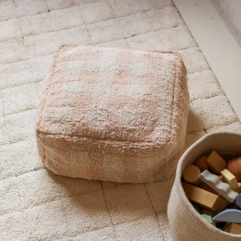 Segunda imagem do produto Pufe Quadrado Vichy Rosa 20x40x40 cm - Lorena Canals