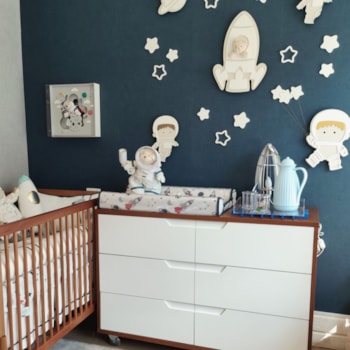 Segunda imagem do produto Quadro Decorativo Coleção Urso Astronauta (Lua) com LED